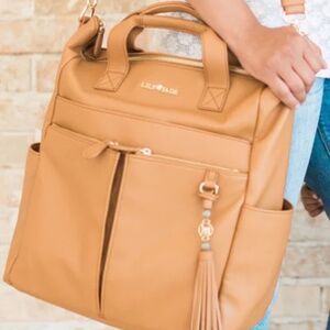 Lily Jady Camel Caroline